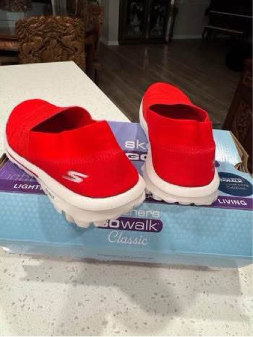 Skechers Go Walk lightweight Red shoes size 5.5 Brand New - Picture 5 of 9